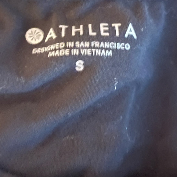 Athleta Kangaroo Pouch Long Sleeve Nylon Top-Woman’s Small - Picture 4 of 4